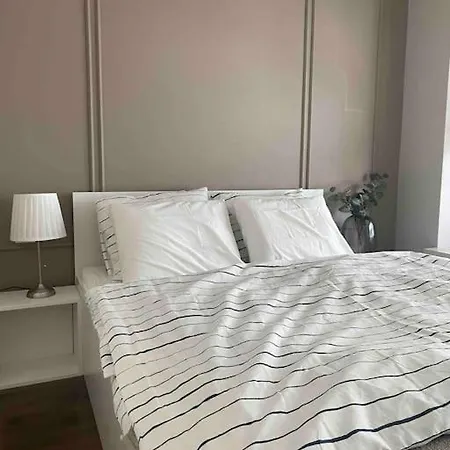 Daire Wilanow Beige Varşova